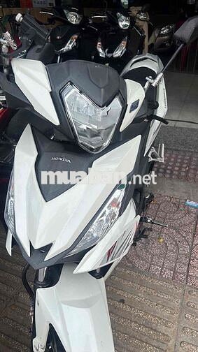 Honda Winner 2017 màu Trắng
