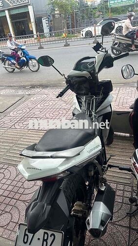 Honda Winner 2017 màu Trắng