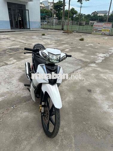 Yamaha Sirius 50cc 2023 Trắng đen
