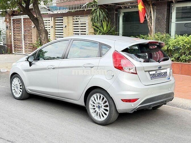 Ford Fiesta 2015 1.5 Sport Bạc