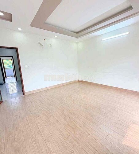 Nhà Mặt Tiền KDC Tên Lửa, Đường 40A, 80m2(5 x 16m), 3 Tầng, 10.9 Tỷ TL