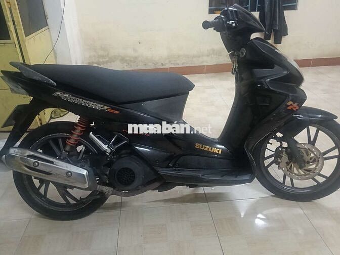 Suzuki Hayate màu Đen
