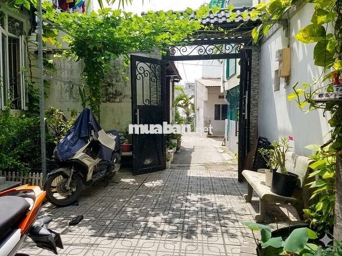Nhà SHR 1/Xóm Bắp-Trung Chánh-Hóc Môn.Dt 7,2x20~127m2~trệt lững~4,75ty