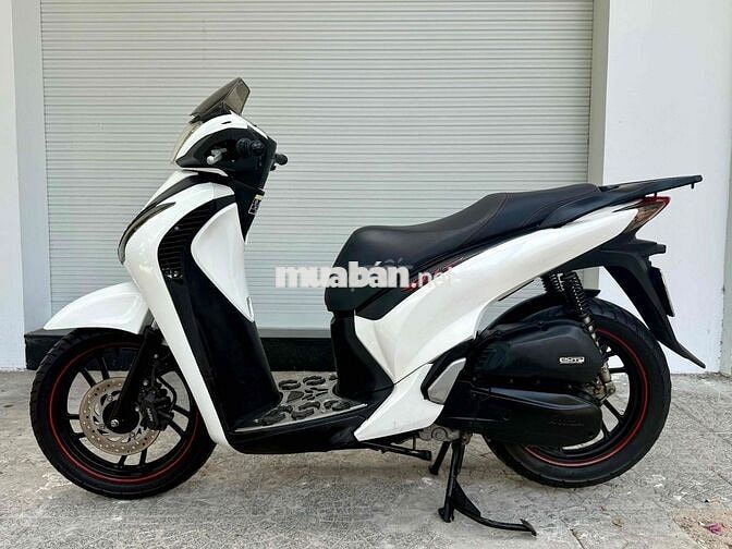 SH150 trắng áo Ý, xe biển43 ngay chủ máy zin ngon.