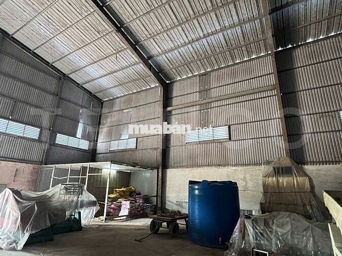 Kho xưởng 600 m² có trạm điện 3 pha, đường Quốc Lộ 91, lộ Container