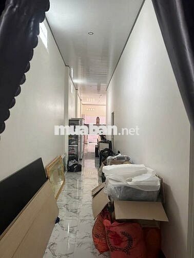 Chủ cần bán gấp căn nhà 122m2 đường Nguyễn Thị Lắng Tân Phú Trung