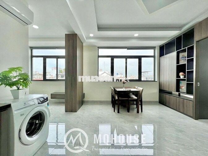 CHO THUÊ CĂN HỘ 1PN BAN CÔNG FULL NỘI THẤT GIÁ TỐT NGAY CV LÀNG HOA