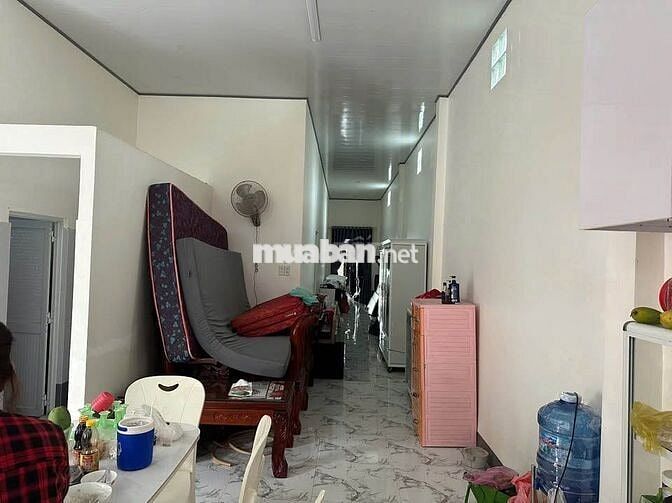 Chủ cần bán gấp căn nhà 122m2 đường Nguyễn Thị Lắng Tân Phú Trung