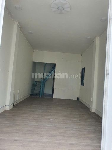 MT đường 339 DTSD 66 m2, 7 triệu có gác suốt, ở, dạy học hoặc làm văn 