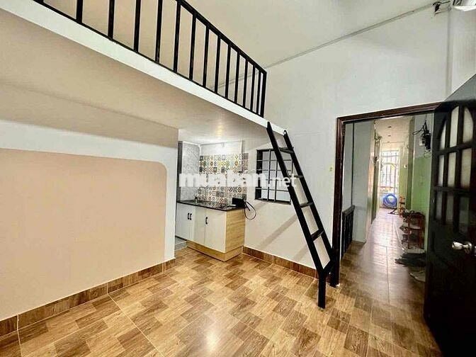 DUPLEX SIÊU THOÁNG GIÁ RẺ GẦN NGÃ TƯ HÀNG XANH NHA
