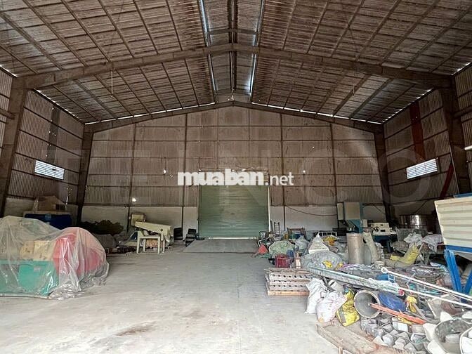 Kho xưởng 600 m² có trạm điện 3 pha, đường Quốc Lộ 91, lộ Container