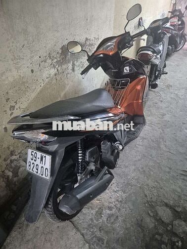 Honda Air Blade 2015 Cam đen