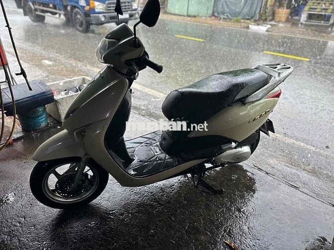 Honda Lead 2009 Vàng kem