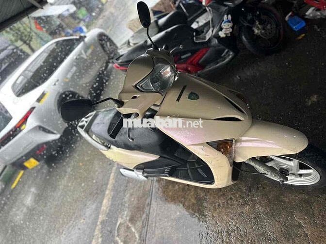 Honda Lead 2009 Vàng kem