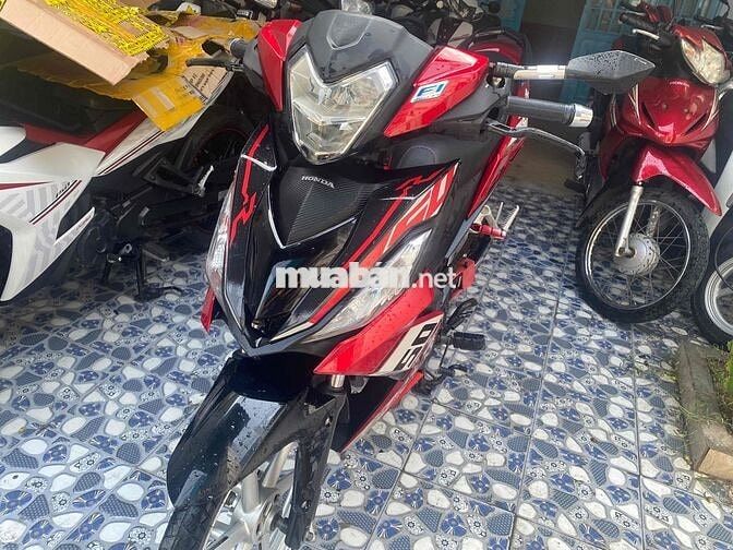 Honda Đỏ đen
