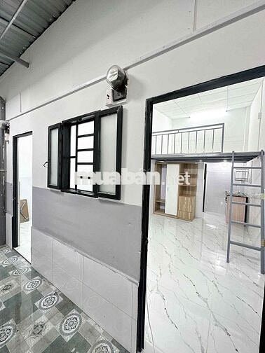 PHÒNG DÃY TRỆT CÓ GÁC KẾ BÊN AEON TÂN PHÚ