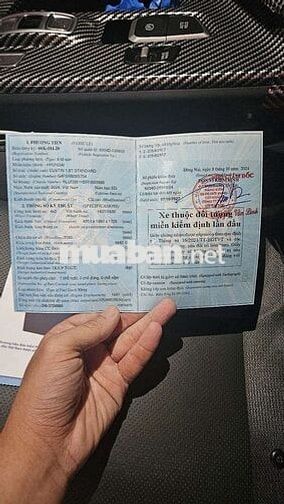 Hyundai CUSTIN 1.5T Trắng 86000 km
