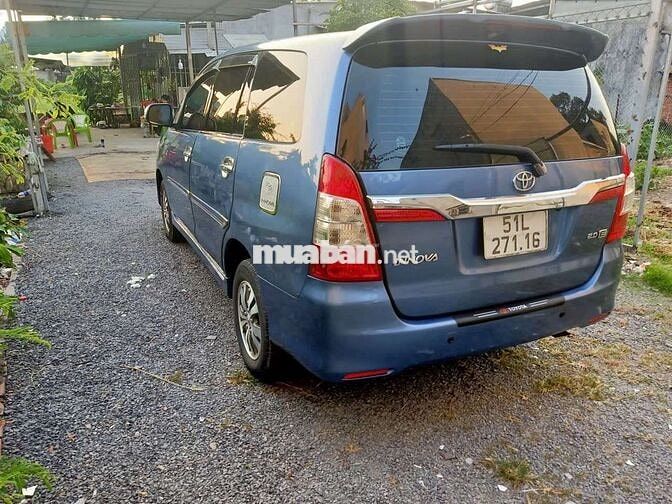 GĐ e cần bán xe Innova 2016 bản E, xe đẹp suất sắc