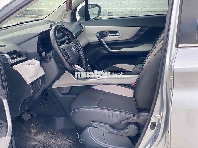 Toyota Veloz Cross 2023 TOP 48.000km Bạc