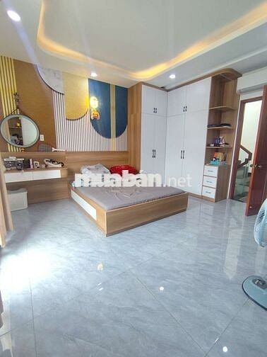 NHÀ 5TẤM SANG XỊN-4PN LỚN-HXH THÔNG-HƠN 7 ĐỒNG-KỀ TÂN HƯƠNG- Ở NGAY.