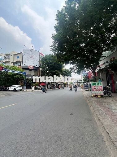 NHÀ GÓC 2 MẶT TIỀN ĐƯỜNG BÌNH THỚI 7,5X14M 3L THÔNG SUỐT