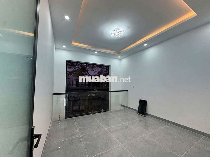 VILLA SIÊU KHỦNG GẦN CHỢ BÌNH CHÁNH FULL NỘI THẤT 