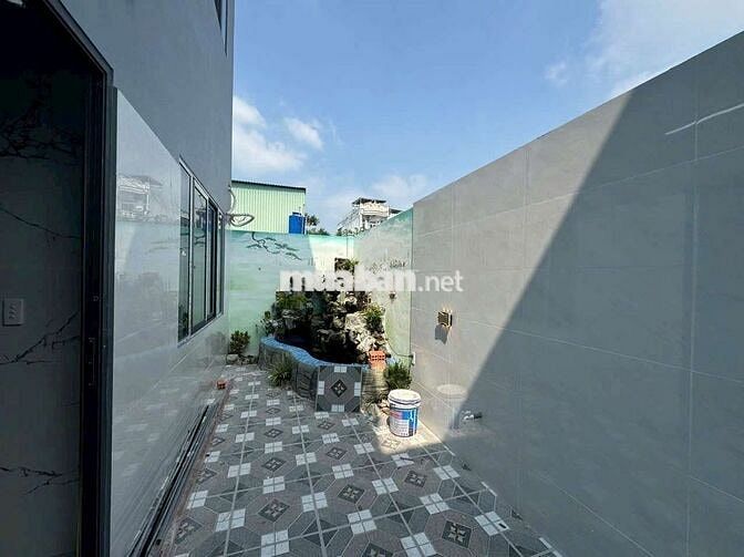 VILLA SIÊU KHỦNG GẦN CHỢ BÌNH CHÁNH FULL NỘI THẤT 