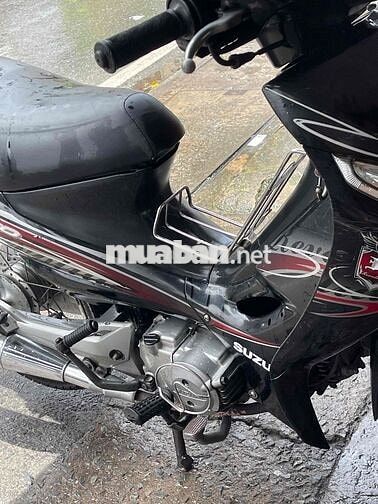 Suzuki Revo 2012 Đen