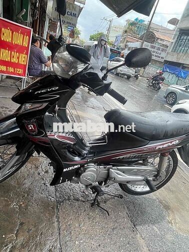 Suzuki Revo 2012 Đen