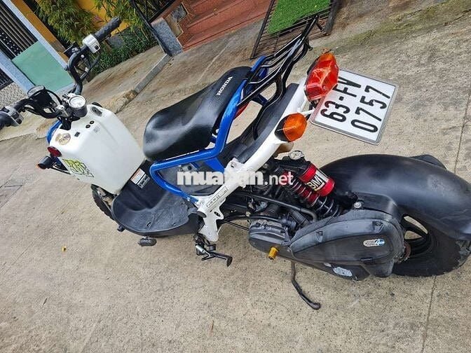 Honda 50 nội địa Nhật Trắng Đen Xanh