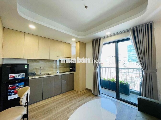 Cho thuê căn hộ cao cấp 2 phòng ngủ gần Cầu Rồng