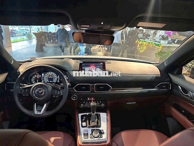 Mazda CX-8 Trắng 7 chỗ