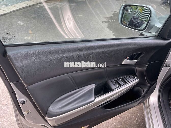 Accord 2.4 AT nhập Thailand , máy zin từ nắp cò.