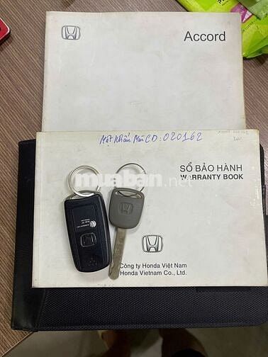Accord 2.4 AT nhập Thailand , máy zin từ nắp cò.