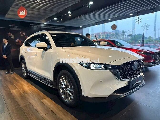 Mazda CX-8 Trắng 7 chỗ