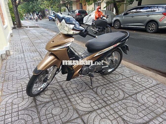 bà chị đổi xe điện cần bán xe máy 