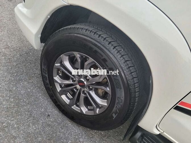 Toyota Fortuner Sportivo TRD 2016 Trắng