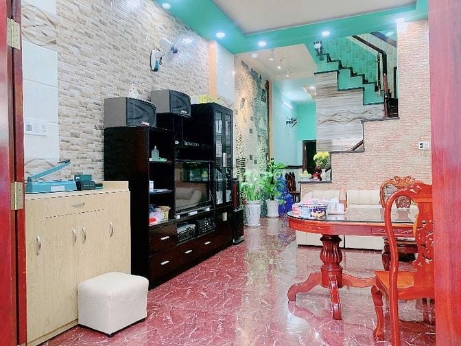 Hẻm thông 8m, xe tải tránh nhau. Mtkd hẻm 741 Hươg lộ 2, Bình Trị Đông