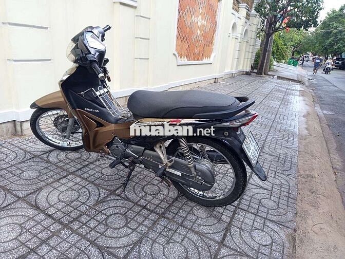 bà chị đổi xe điện cần bán xe máy 