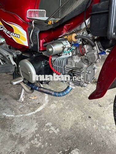 Honda Dream màu Đỏ