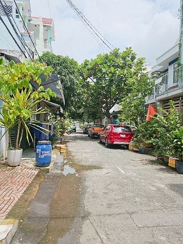 Hẻm thông 8m, xe tải tránh nhau. Mtkd hẻm 741 Hươg lộ 2, Bình Trị Đông