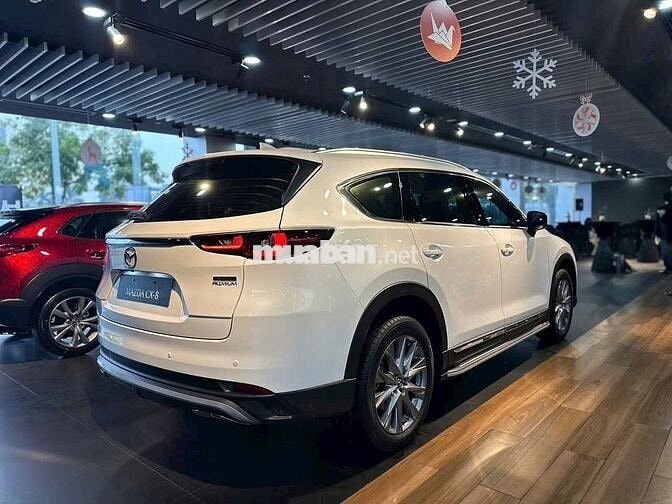 Mazda CX-8 Trắng 7 chỗ