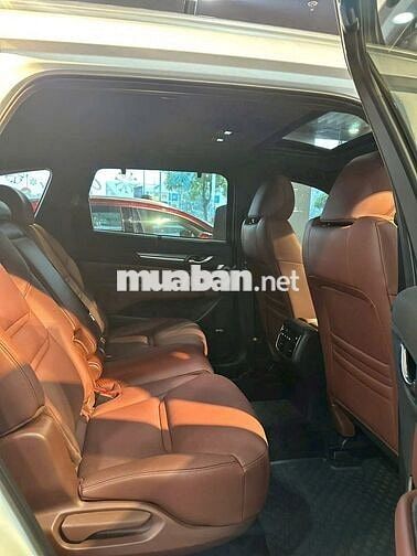Mazda CX-8 Trắng 7 chỗ