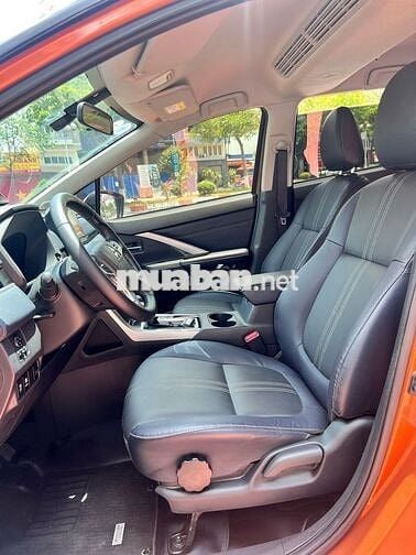MITSUBISHI XPANDER CROSS  CAM ĐEN 2023-27000KM