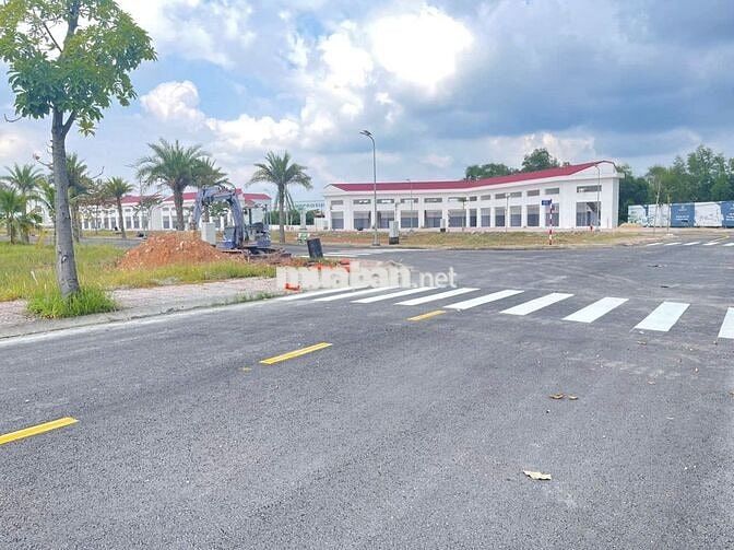 Cần Bán Lô Bán Đất Ngay Cổng KCN VSIP 2. Mặt Tiền Đường DT.741.