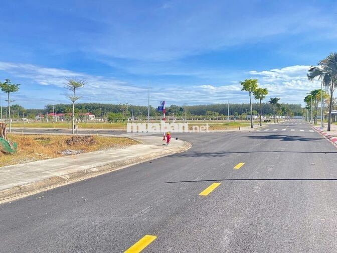 Cần Bán Lô Bán Đất Ngay Cổng KCN VSIP 2. Mặt Tiền Đường DT.741.