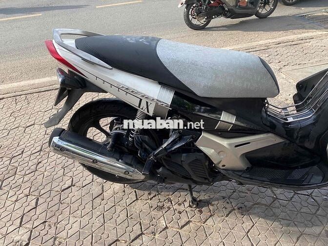 Novo 4 trắng bạc