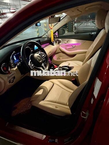 Mercedes-Benz C180 2020 Đỏ 60.000 km