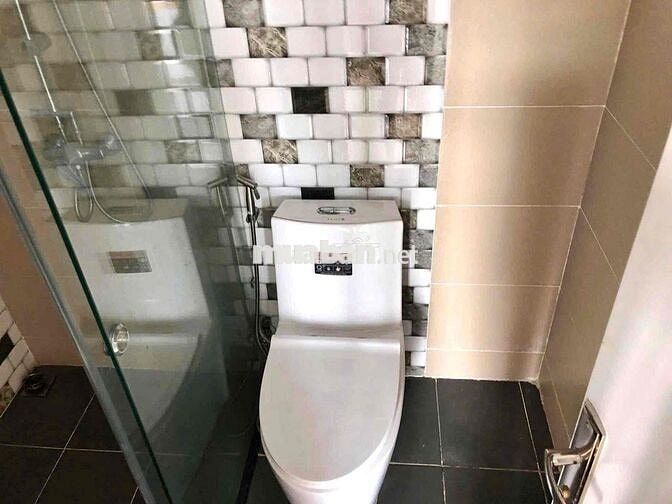 CHO THUÊ CHUNG CƯ 3PN - 3WC DIỆN TÍCH 120m2 NGAY NGUYỄN GIA TRÍ D5