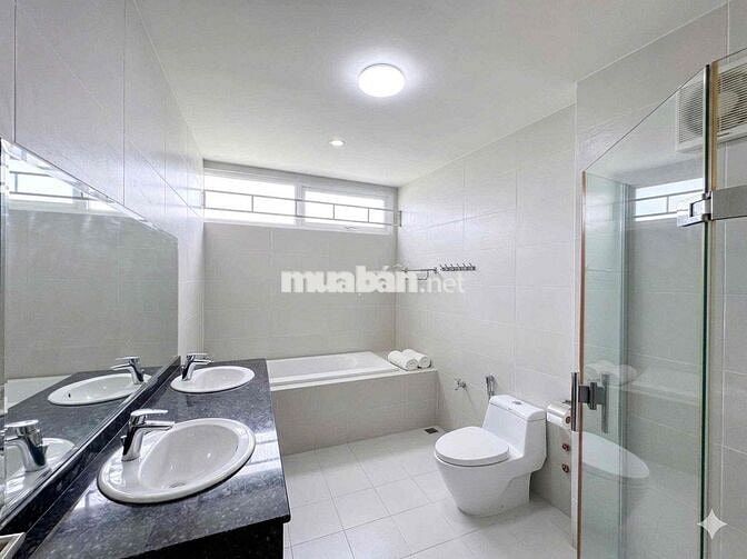 Cho thuê phòng có gác ban công ở Bùi Hữu Nghĩa gần chơi Bà Chiểu